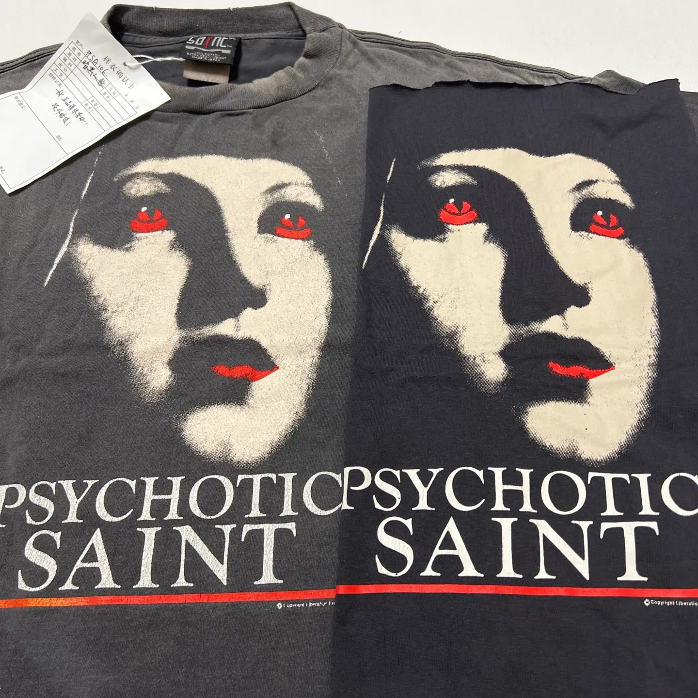 Printing proofing comparison SAINT Mxxxxxx SS TEE/PSYCHOTIC SNT/BLK Gothic heavy metal rock style retro short-sleeved Mysterious woman's face printed distressed TEE Washed black S-XL Same as the original version Cylindrical side seam OE gauze fabric Garment dyeing Faded by heavy washing Bust with plaster fading Correct matching Original consistent accessories